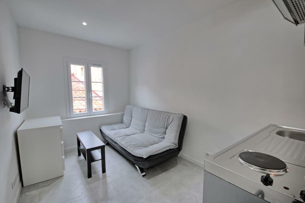 301-Studio Au Calme Entierement Renove Αντίμπ Εξωτερικό φωτογραφία